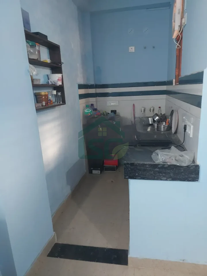 Naseem Room For Rent in Sector 33, Gurugram — property photo 1