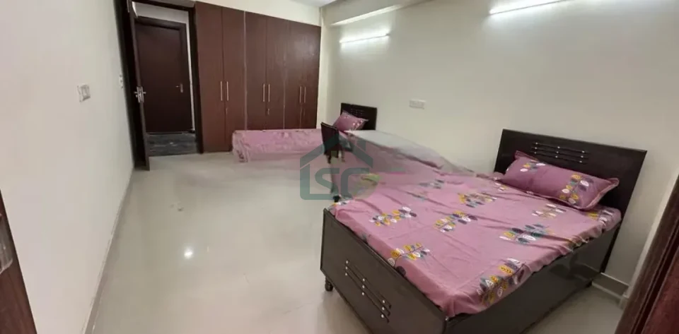 Mannat Residence in Dwarka, Delhi — property photo 1
