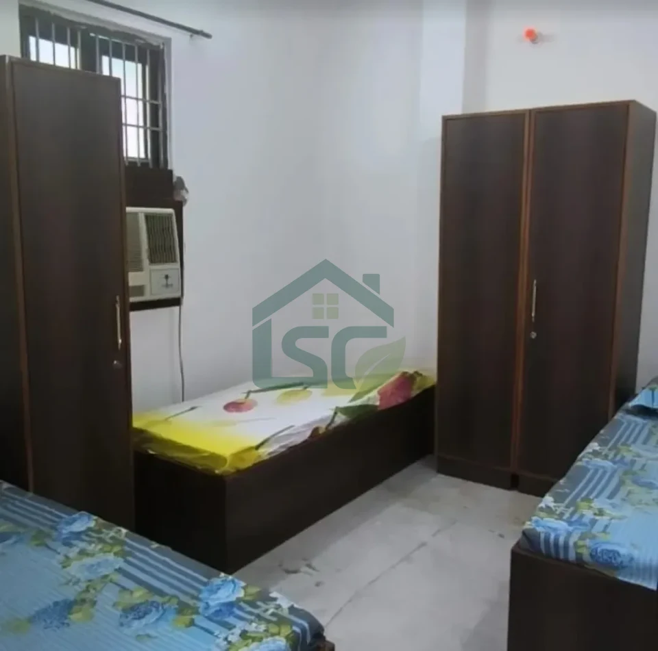 Premium Boys PG in Pitampura, Delhi — property photo 5