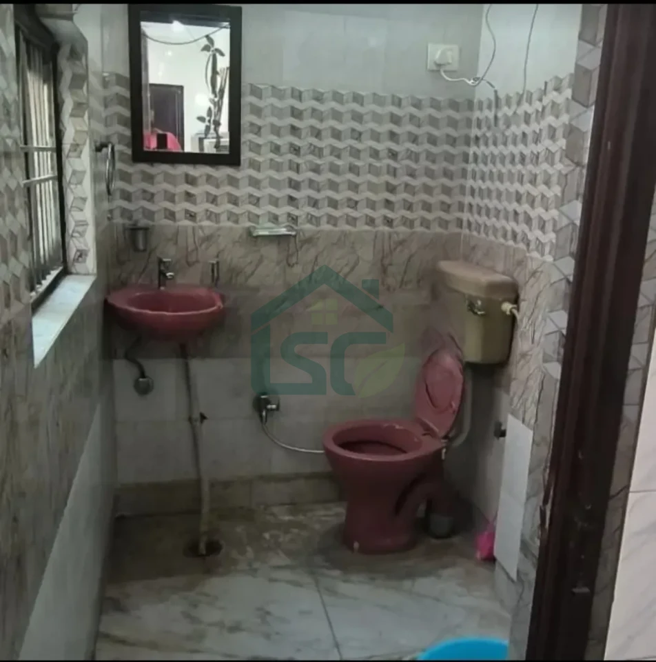 Premium Boys PG in Pitampura, Delhi — property photo 4