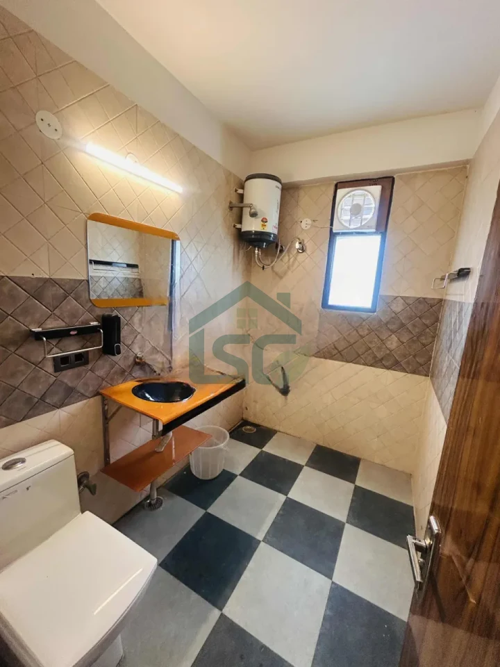 Kesari stays in Sector 45, Gurugram — property photo 1