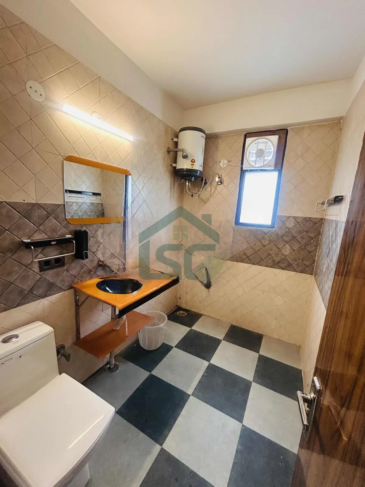 Kesari stays in Sector 45, Gurugram — property photo 1