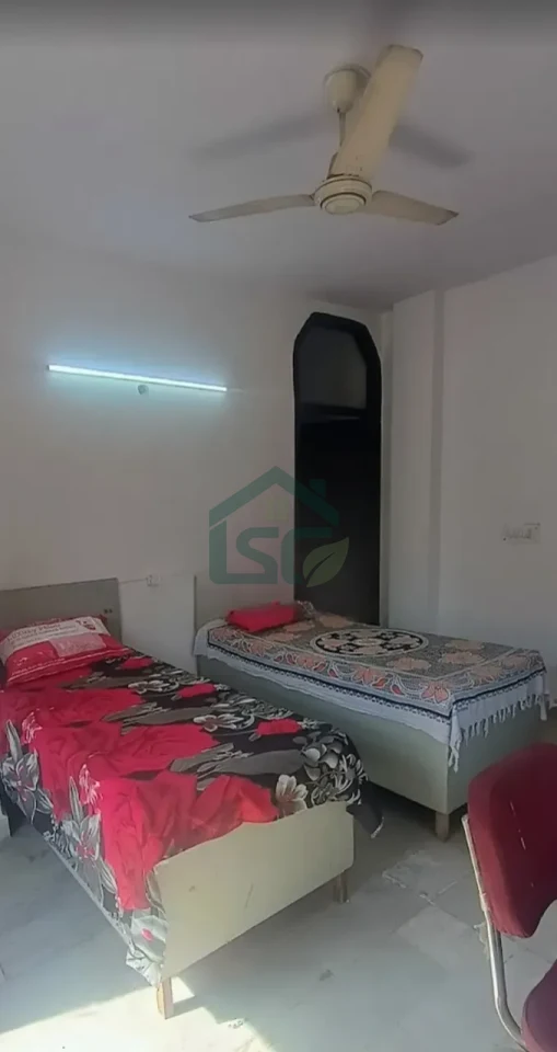 Vishal PG & girls & boys in Lajpat Nagar, Delhi — property photo 1