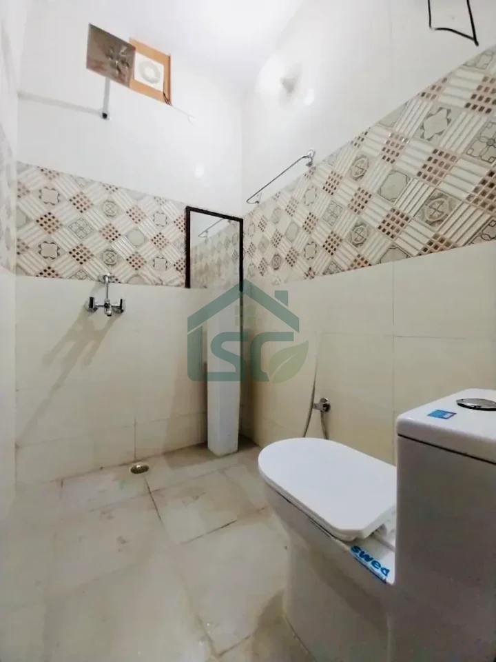 Photo 4 of Standard Stays Luxury PG Home, Jain Mandir Road, Noida