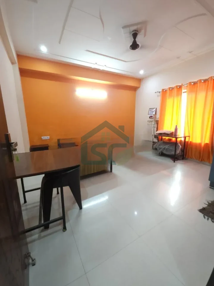 Laxmi PG in Sector 21, Gurugram — property photo 1