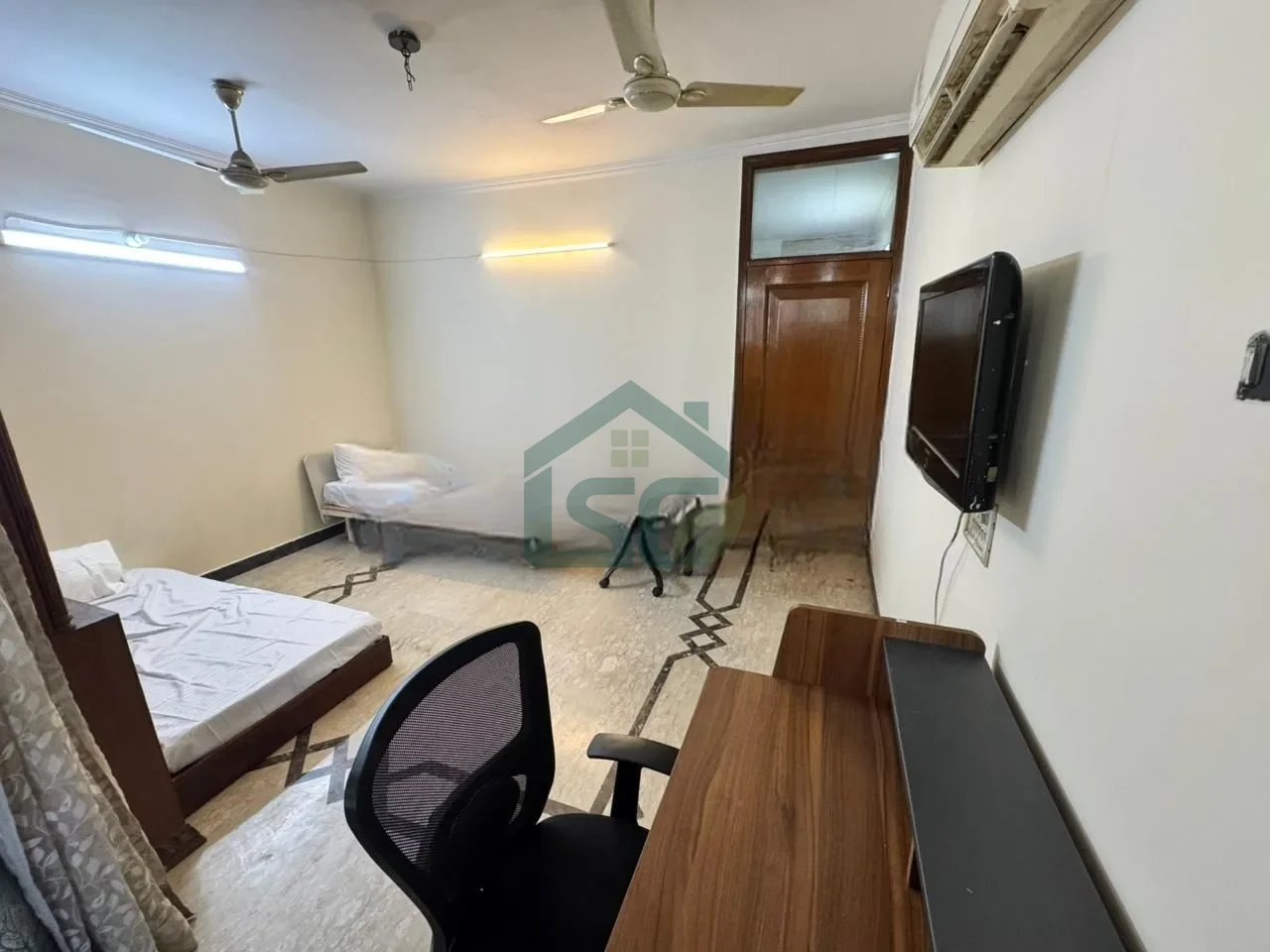 Photo 2 of Meta PG 2, F Block, Delhi