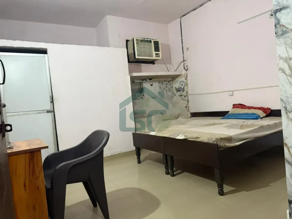 Radha kunj PG in Sector 141, Noida — property photo 4