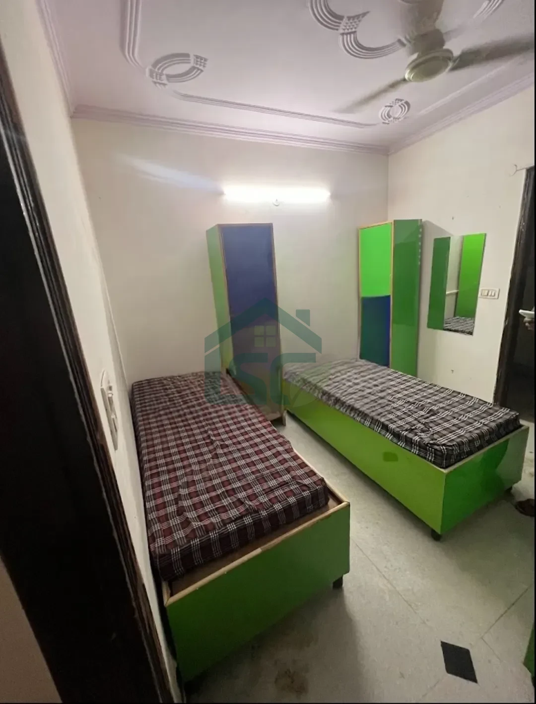 Garg PG in Kalkaji, Delhi — property photo 1