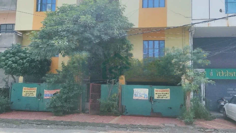 At Nidhi Girls Hostel, Indrapuri, Bhopal