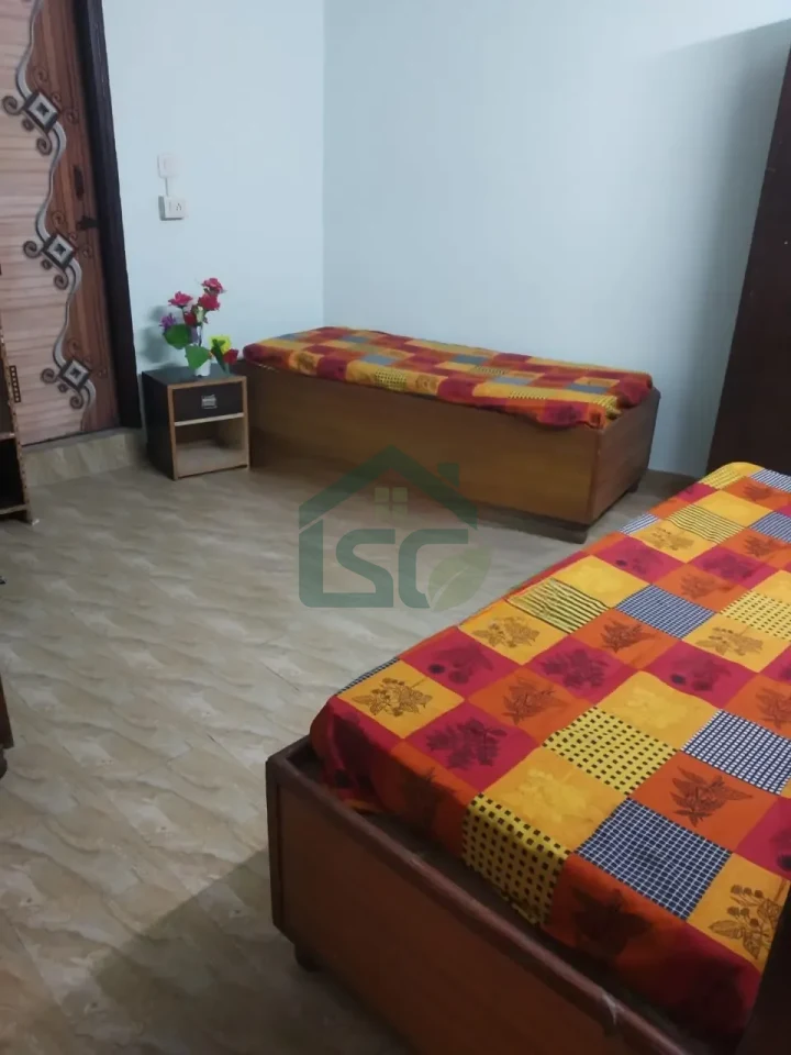 aggrawal paying guest in Govindpuri, Delhi — property photo 1