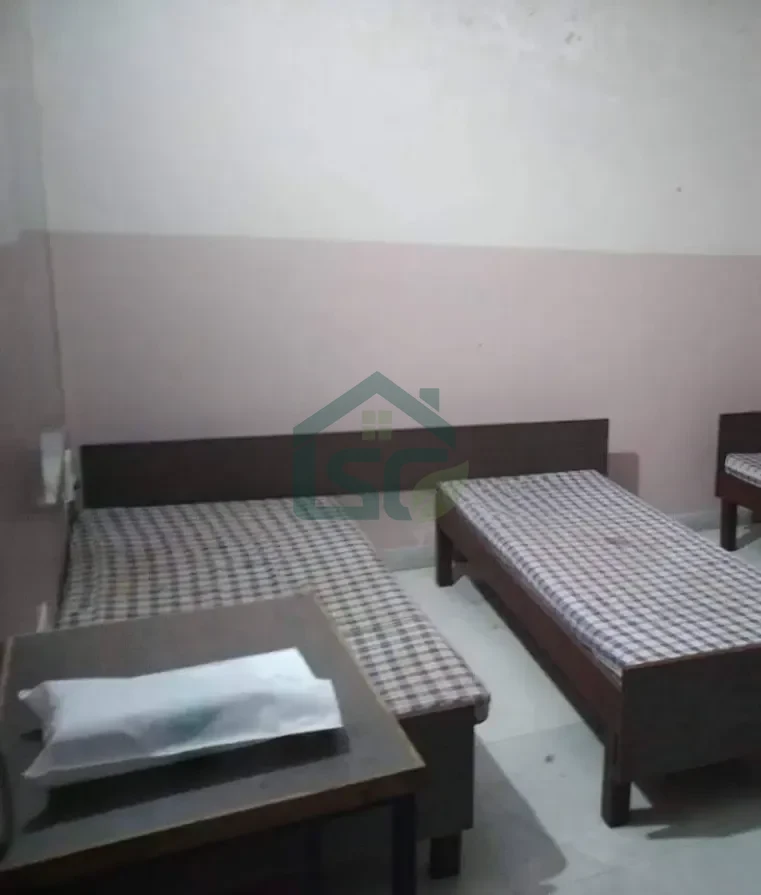 AM Girls PG in Sector 71, Noida — property photo 2