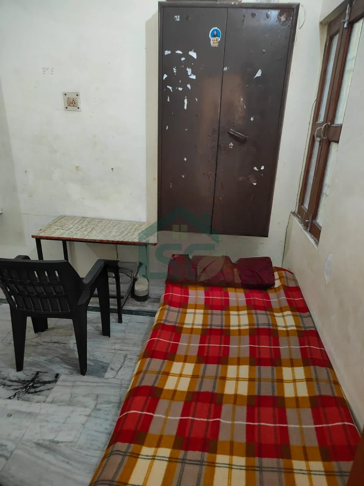 At Garg Boys Hostel, Tulsi Manas Mandir Colony, Varanasi