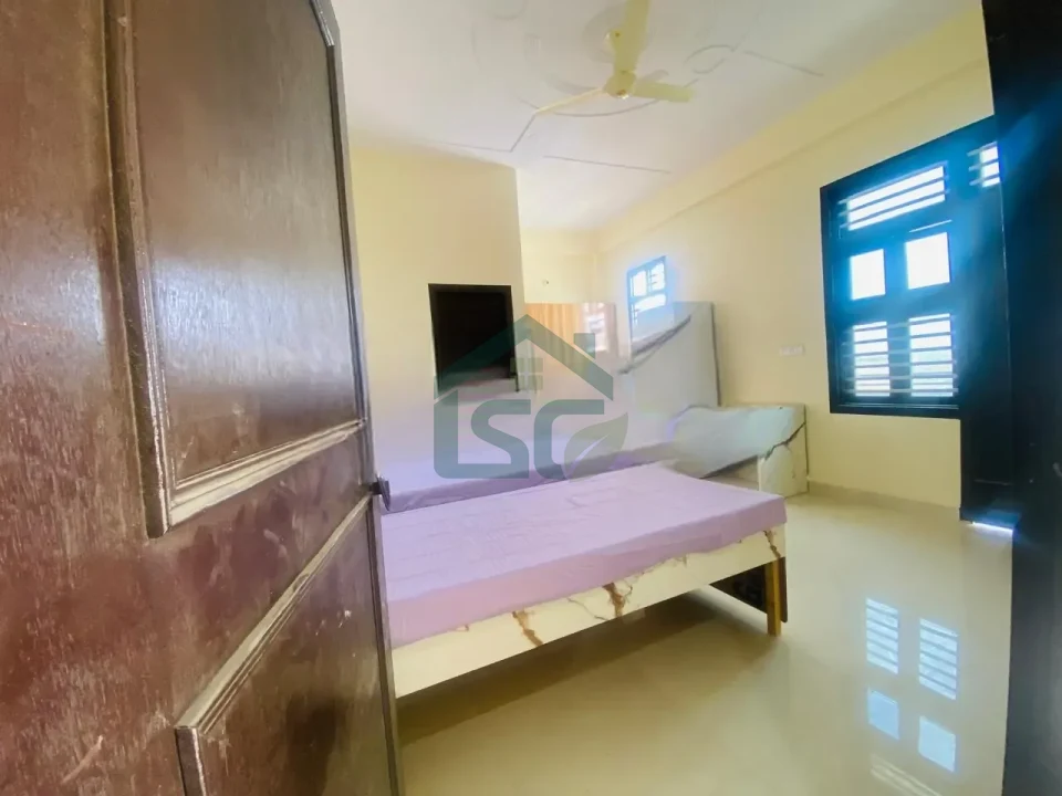 Luxo PG in Sector 68, Noida — property photo 2