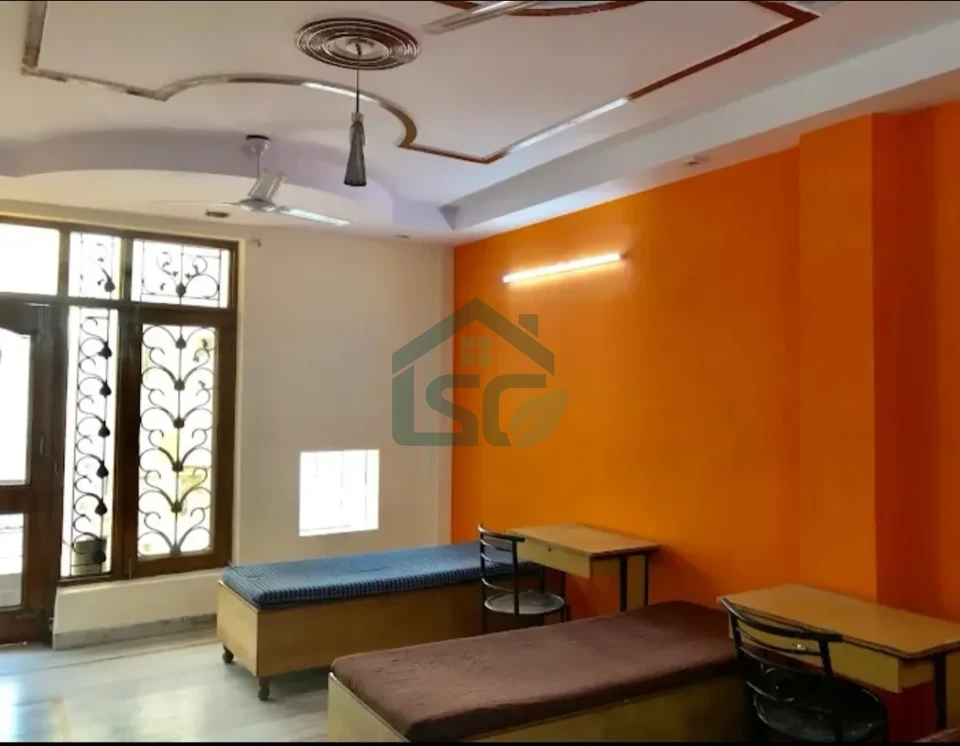 Nand Villa Hostel in Punjabi Bagh, Delhi — property photo 1