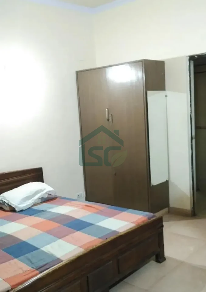 PG For Boys in Preet Vihar, Delhi — property photo 1