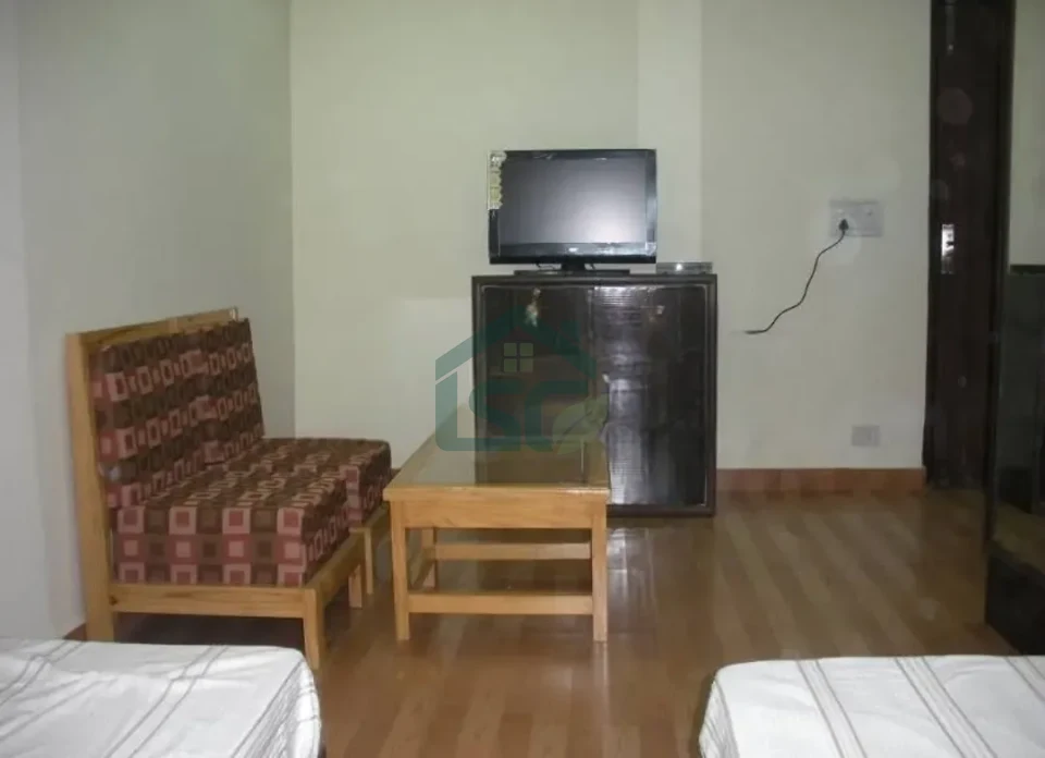 Corporate rk rooms in Sector 17, Gurugram — property photo 2