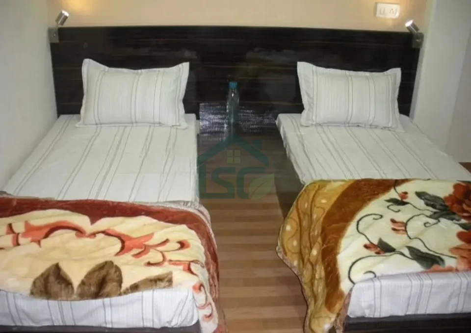 Corporate rk rooms in Sector 17, Gurugram — property photo 4