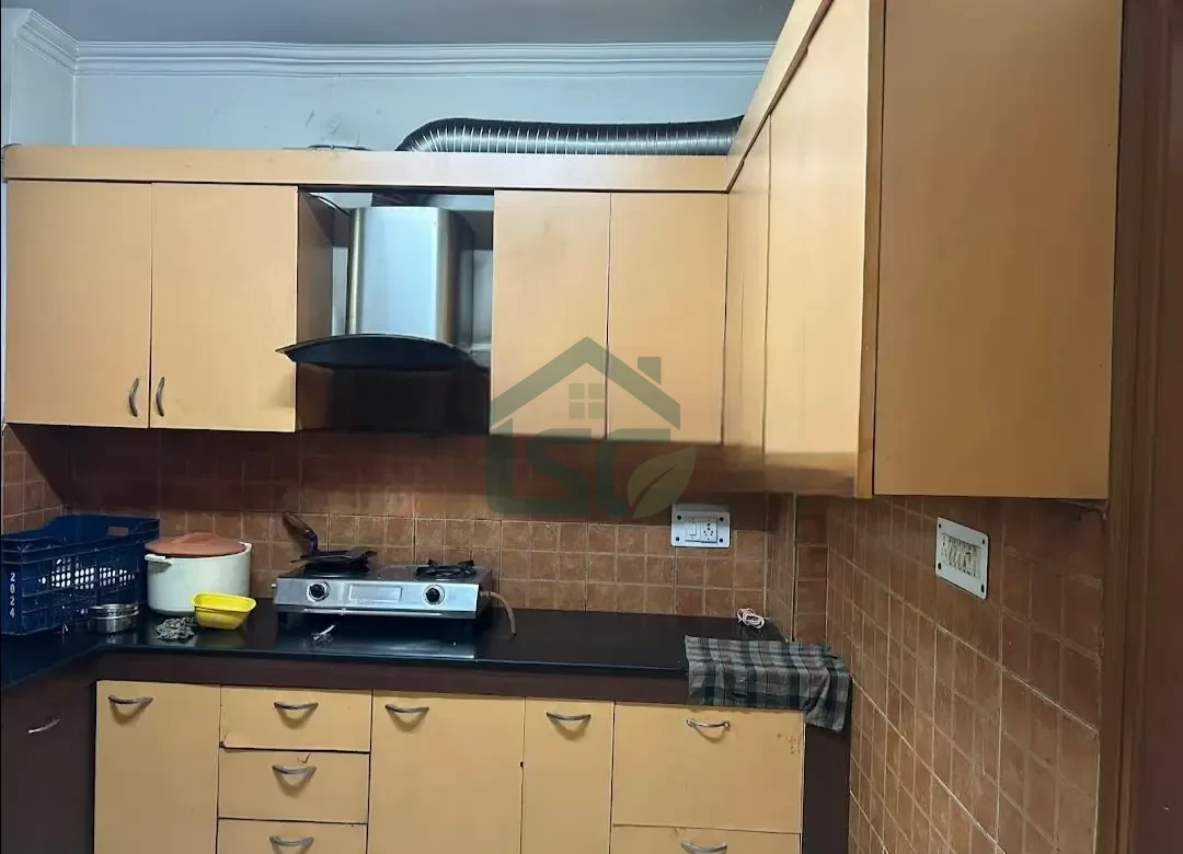 Corporate rk rooms in Sector 17, Gurugram — property photo 1