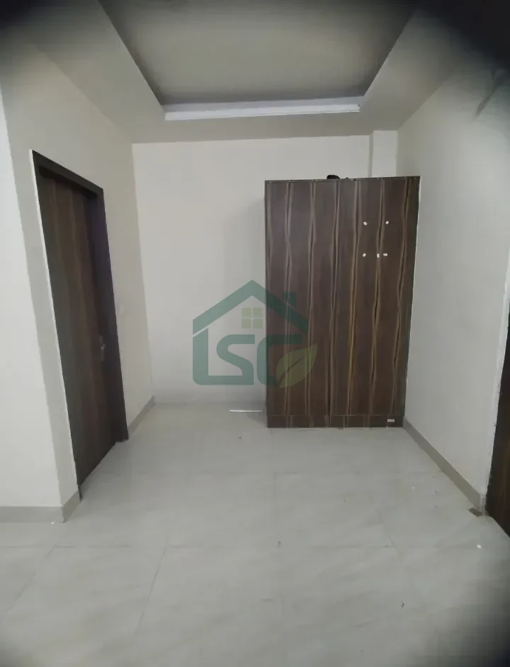 Katiyayni associate in Sector 43, Gurugram — property photo 5