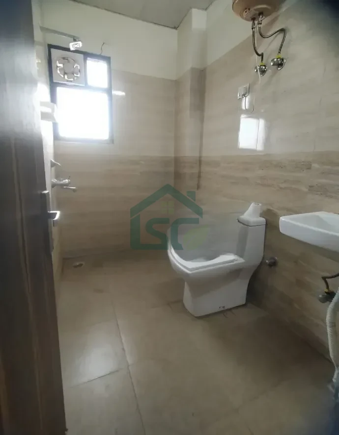 Katiyayni associate in Sector 43, Gurugram — property photo 1