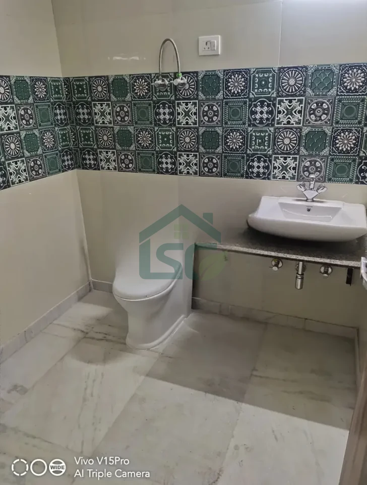 Bala JI Girls PG in Sector 22, Noida — property photo 3