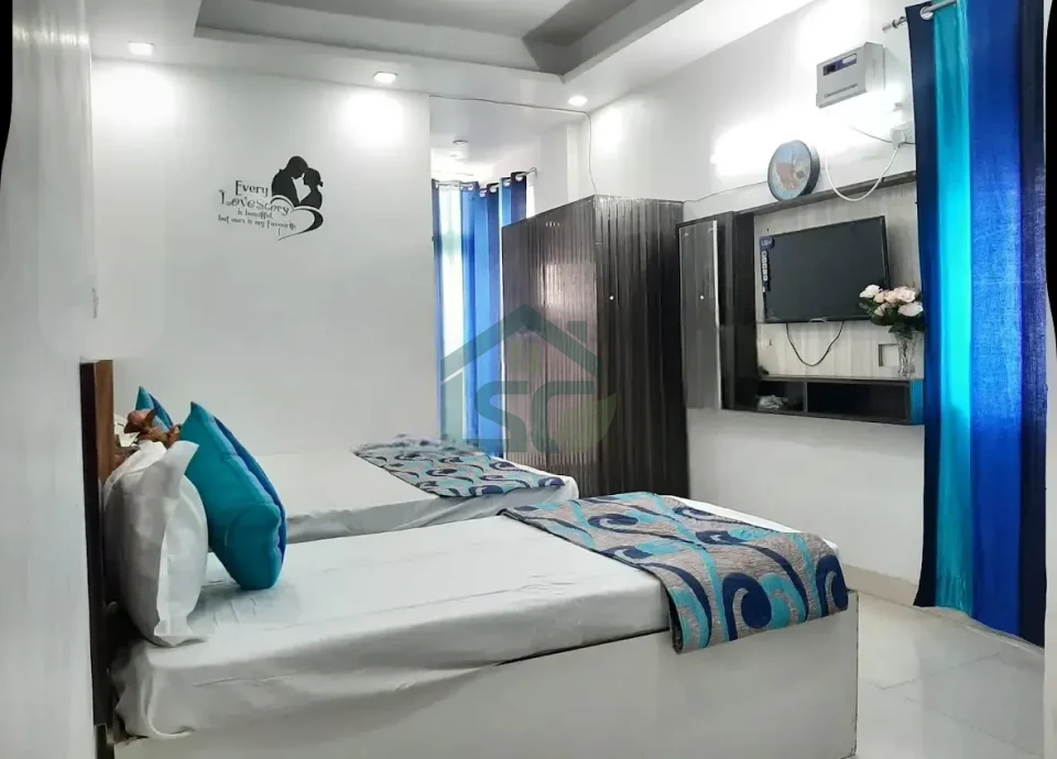 Lavish Palm Residency PG in Sector 32, Gurugram — property photo 1