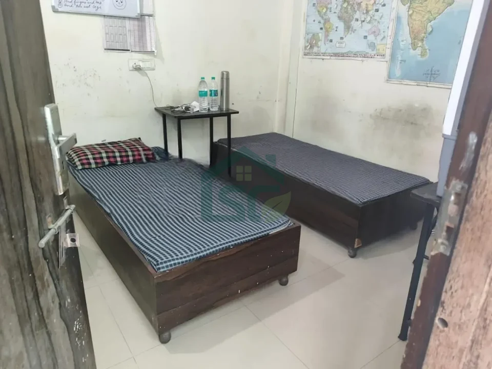 Boys PG in Guru Teg Bahadur Nagar, Delhi — property photo 2