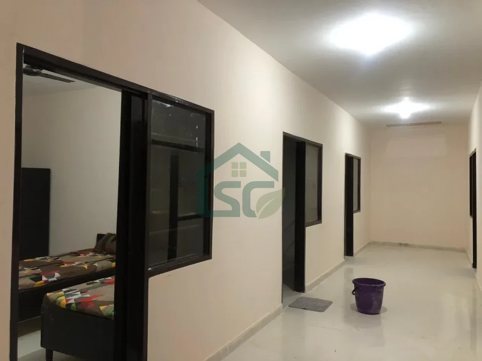 Castle Rock Youth Luxury Hostel & PG in Sector 45, Gurugram — property photo 3