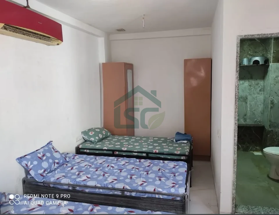 Phogat Girls PG in Sector 41, Gurugram — property photo 2