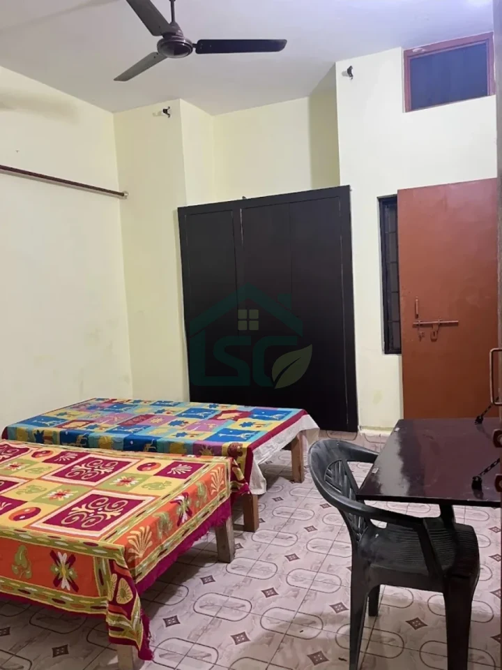 Photo 4 of Shanti Binoy Kutir Stay Girl PG, Sector B. Jankipuram, Lucknow
