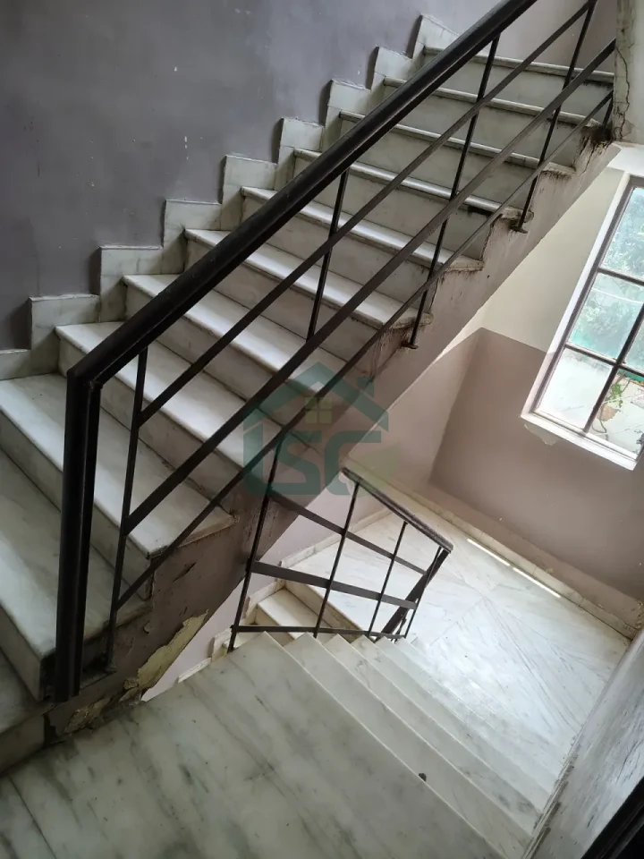Floora Home's PG in Sector 48, Gurugram — property photo 2
