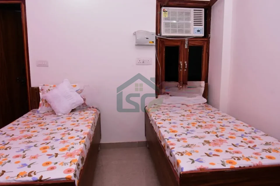 Xact home PG ( Wuhan Girls) in Sector 126, Noida — property photo 5
