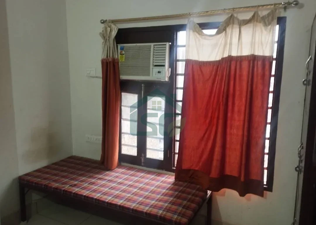 At Pranav PG, Janta Nagar, Ludhiana
