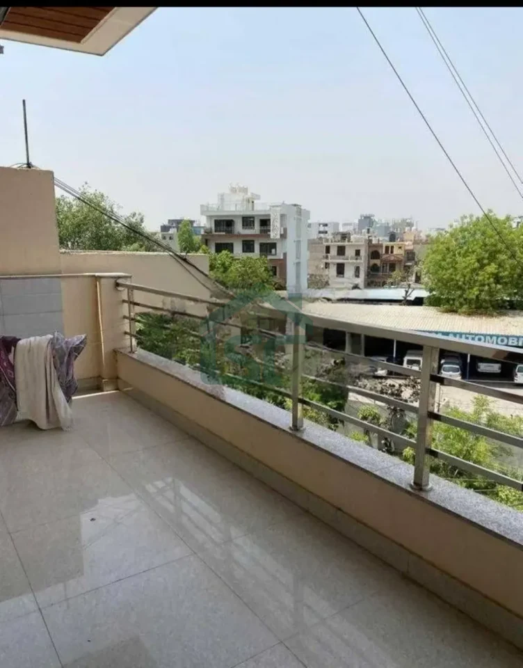 B.S. PG for girl in Sector 13, Gurugram — property photo 3