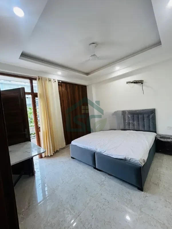 Huddle Stays Vega - Girls PG in Noida Sector 104 in Sector 105, Noida — property photo 1