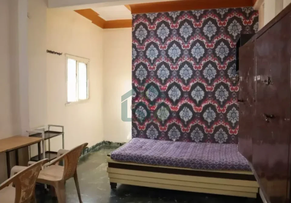 At Happy Boys Hostel, Bhanwar Kuwa, Indore
