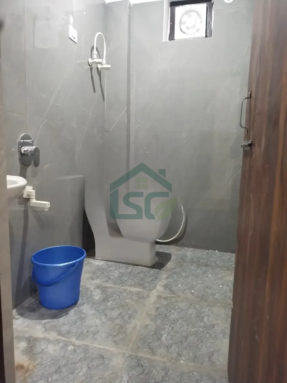 Stag on PG in Sector 66, Noida — property photo 1