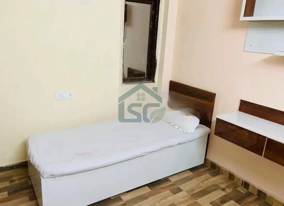 Luxury Boys PG in Ganesh Nagar, Delhi — property photo 2