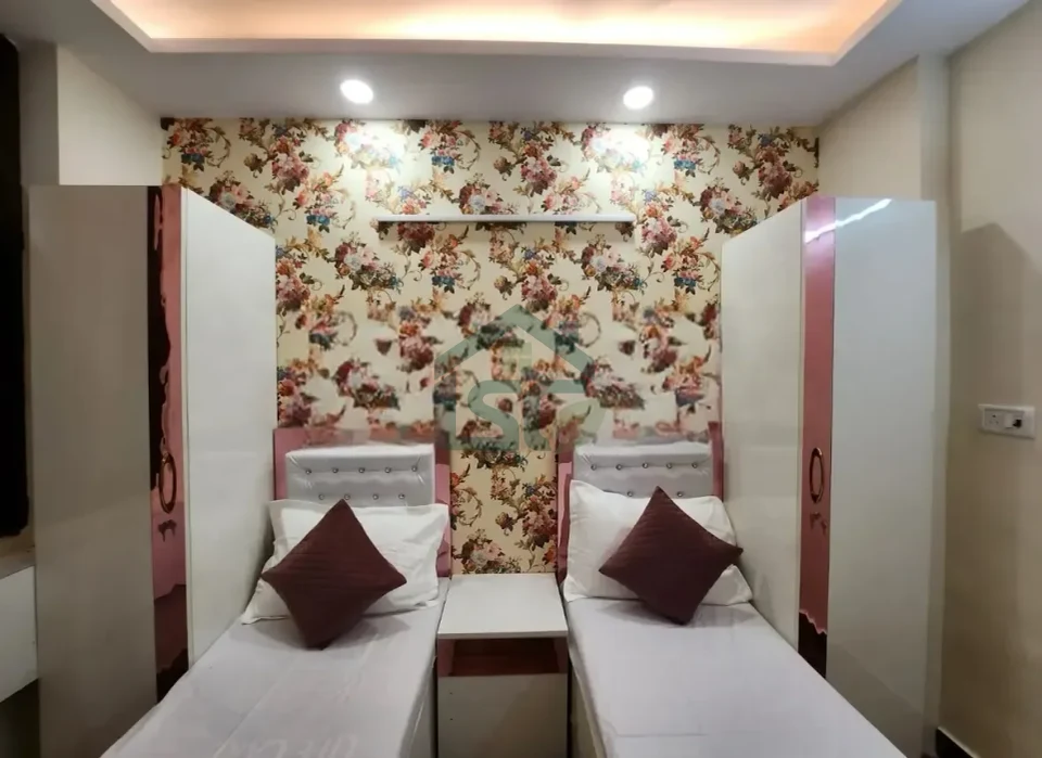 Larisa Residency in Sector 22, Gurugram — property photo 2