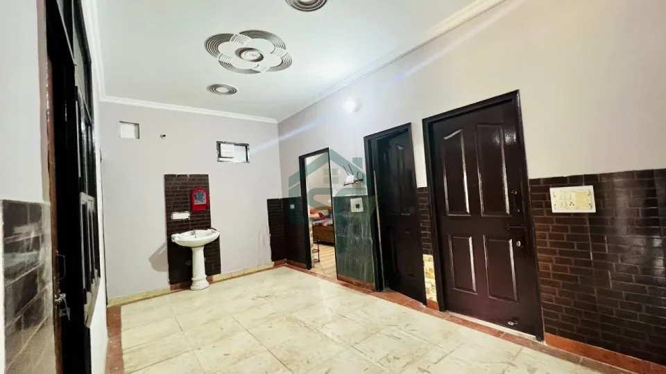 Your Space girls PG in Vijay Nagar, Delhi — property photo 3