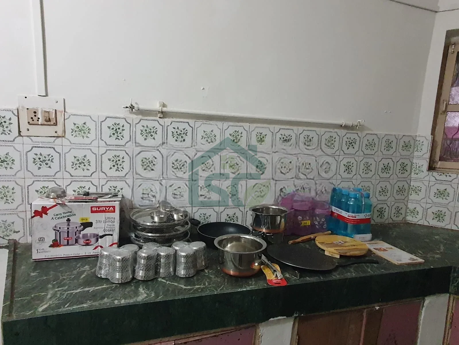 At Hostel Wala PG, Alkapuri, Vadodara
