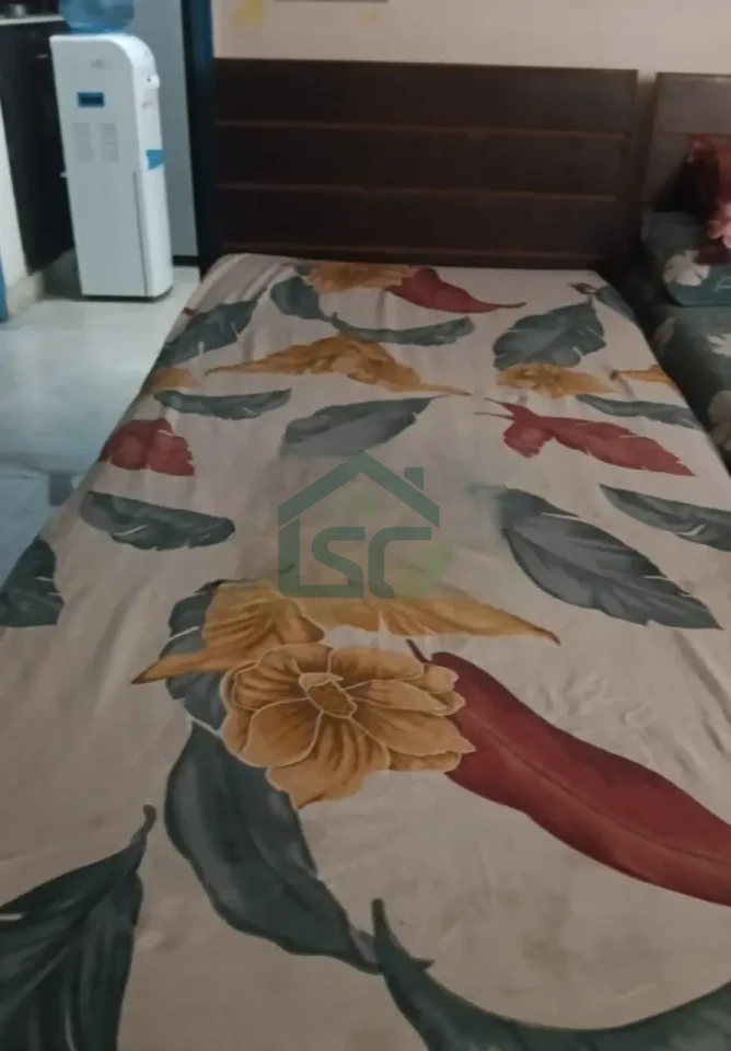 Pristle living Mahalaxmi house in Block N, Delhi — property photo 2