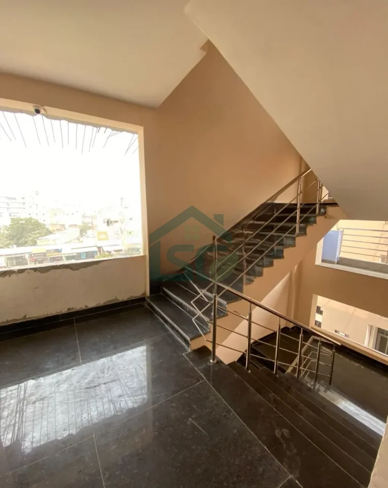Flora Homes Building 2 Girls PG in Sector 72, Gurugram — property photo 5