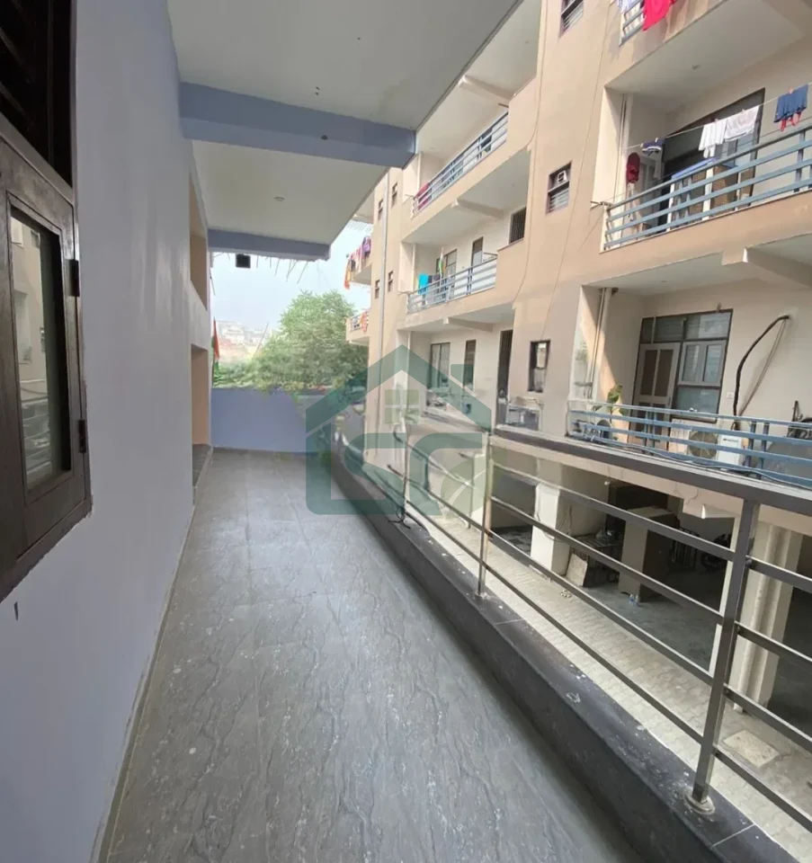 Flora Homes Building 2 Girls PG in Sector 72, Gurugram — property photo 4