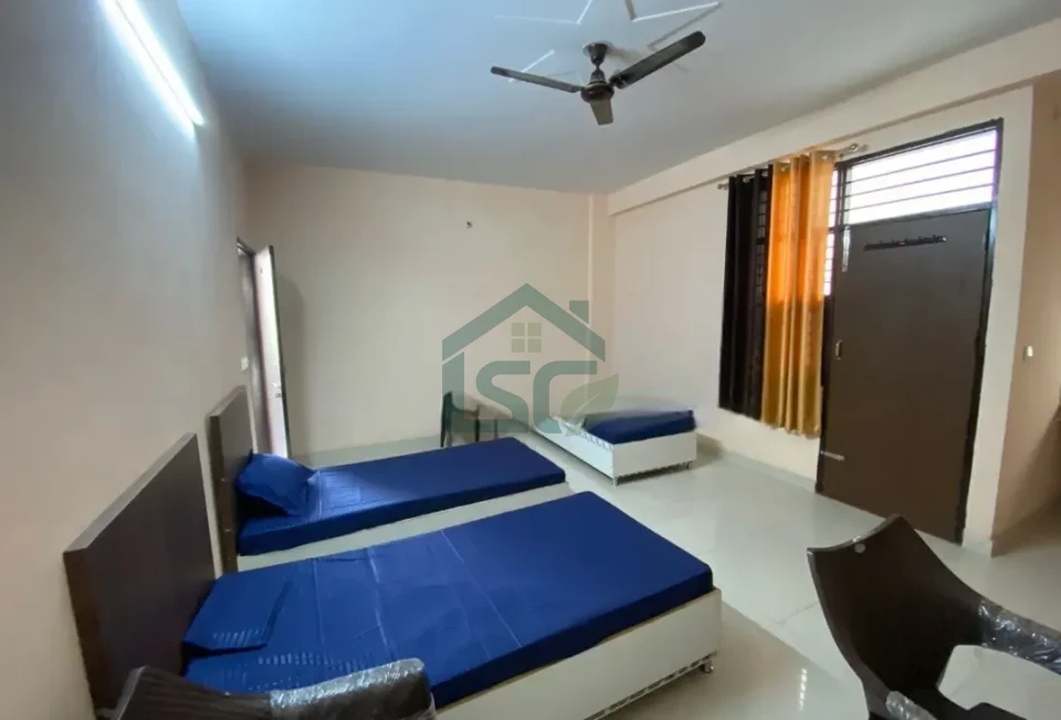 Flora Homes Building 2 Girls PG in Sector 72, Gurugram — property photo 2