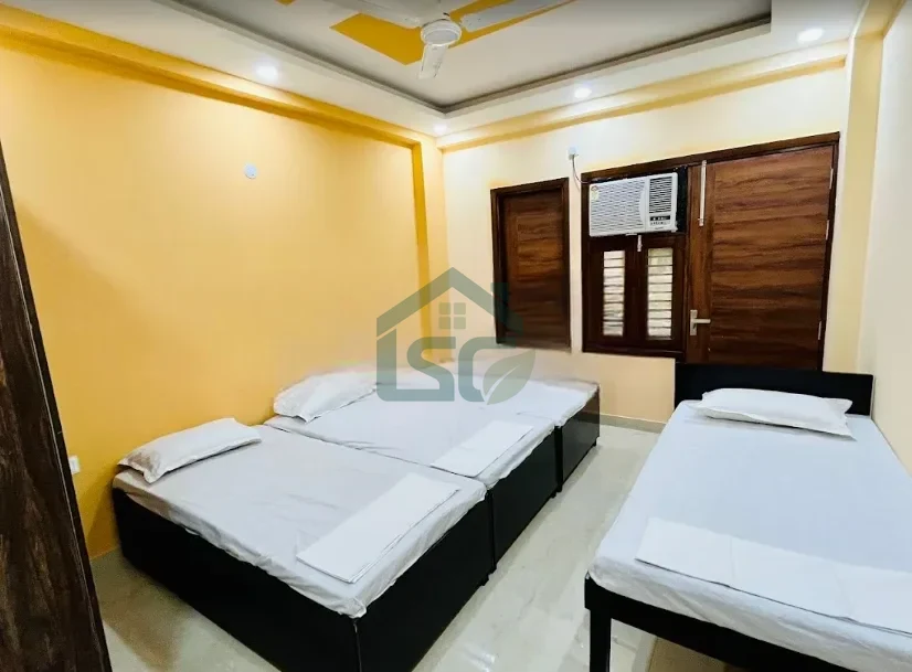 Photo 4 of Zane'S Hostel, Home Stay & PG, Sector 42, Faridabad