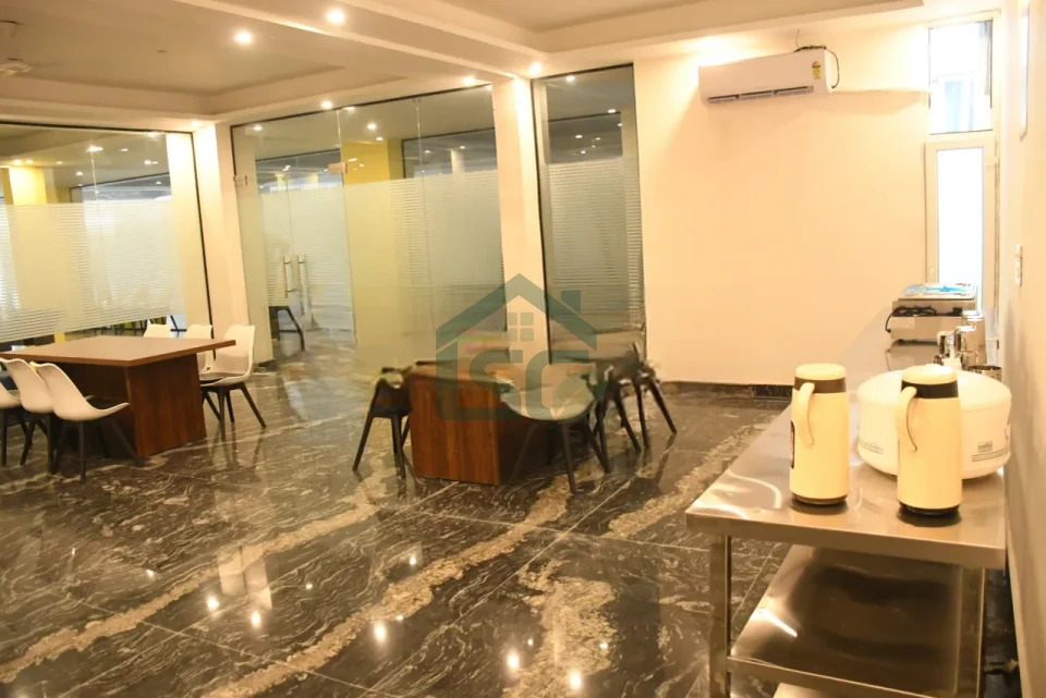 Nirvana Rooms in Sector 39, Gurugram — property photo 4