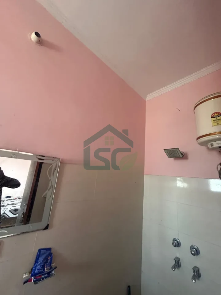 Rinku 1 RK in Sector 69, Gurugram — property photo 2