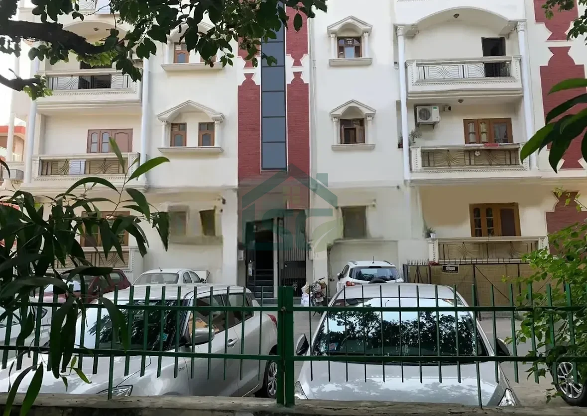 Juneja Homes PG in Lajpat Nagar, Delhi — property photo 1