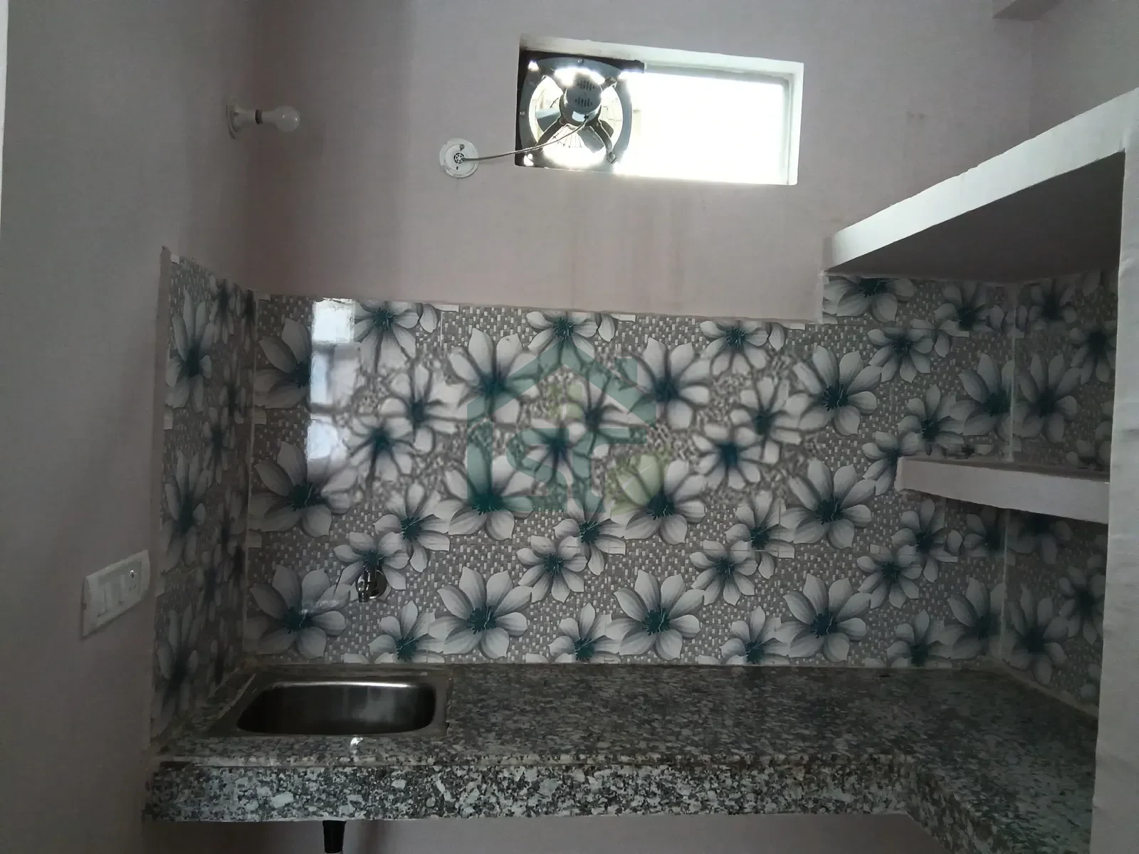 Pappu Yadav rental building in Sector 69, Gurugram — property photo 1